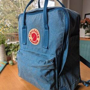 Fjallraven Kånken Deep Blue Backpack